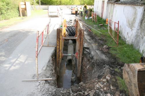 Stavba zokruhování vody a rekonstrukce kanalizace v Kapouňatech
